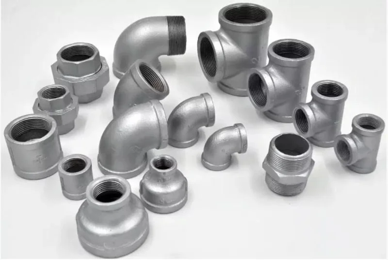 Surtido de accesorios roscados de hierro maleable galvanizado